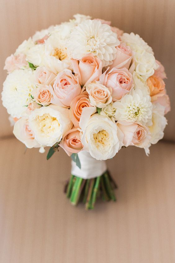 bridesmaid bouquets roses