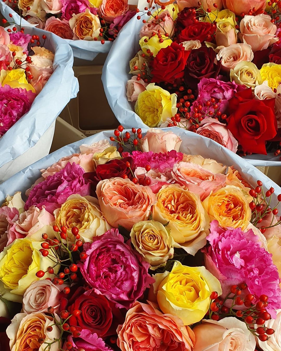 • Mixed garden rose bouquet created for a birthday gift